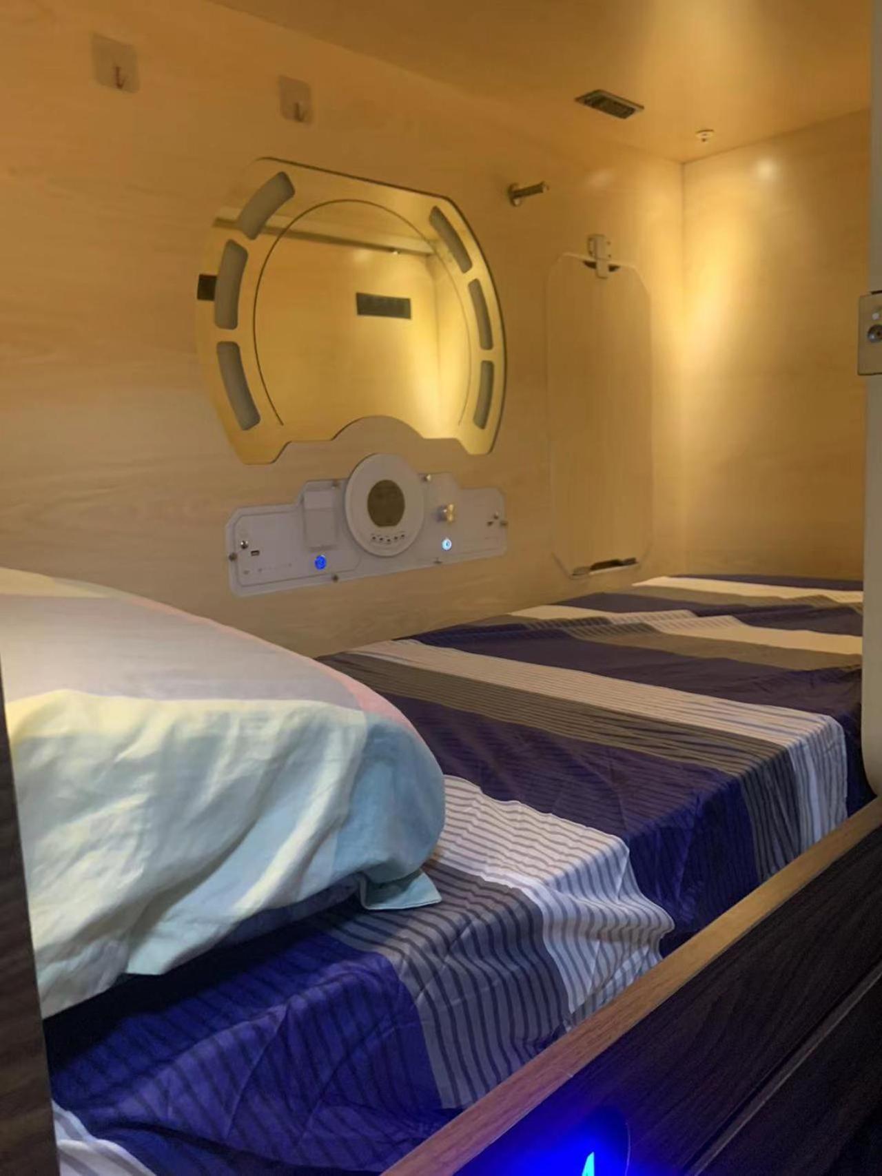 הונג קונג Sleep Cubee Hostel מראה חיצוני תמונה
